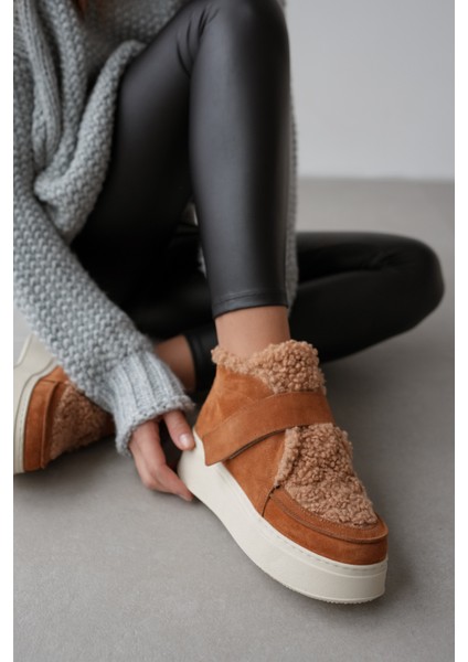 Marvil Hakiki Süet Peluş Detaylı Cırt Cırtlı Kadın Bot- Taba modelleri