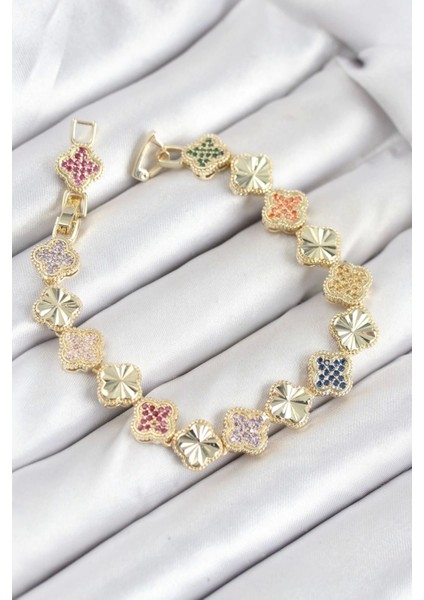 Pirinç Vıp Seri Yonca Zirkon Taşlı Kadın Bileklik fiyatları
