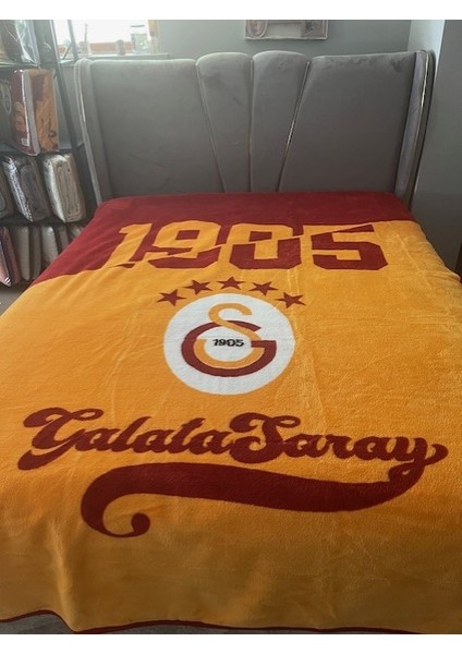 Taç Lisanslı Galatasaray 5 Yıldız Yeni Sezon Tek Kişilik Battaniye