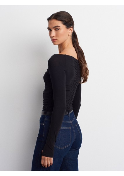 32089 Omuzları Açık Büzgülü Top-Siyah fiyatları