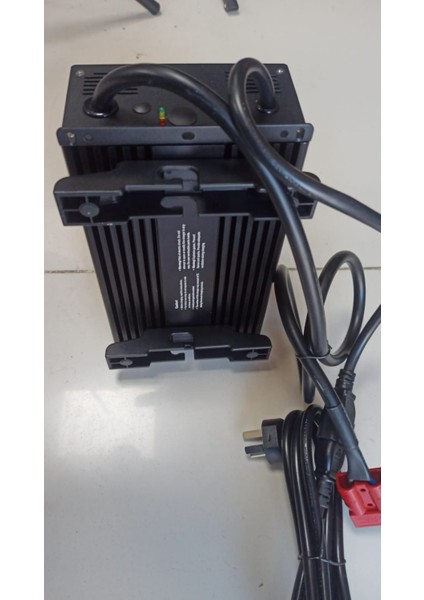 Powerfirst Pil Şarj Cihazı 48V 13A PFC0800-48CH13S indirimleri