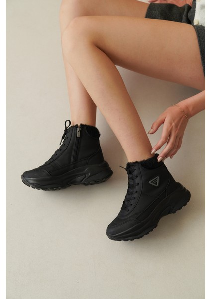 Erkek Siyah Suni Deri Bot Fermuarlı Ortopedik Taban Düz Topuk Günlük Rahat Tasarım