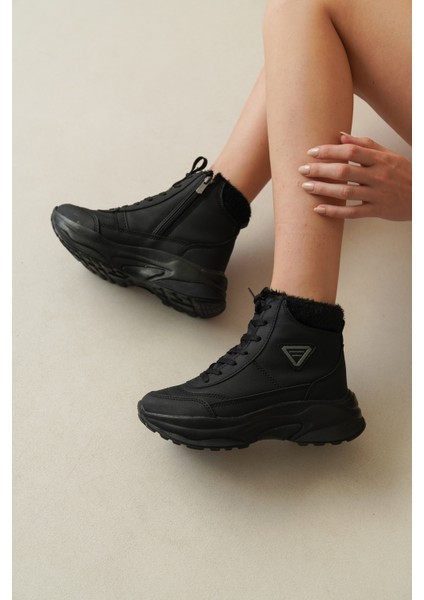 Erkek Siyah Suni Deri Bot Fermuarlı Ortopedik Taban Düz Topuk Günlük Rahat Tasarım