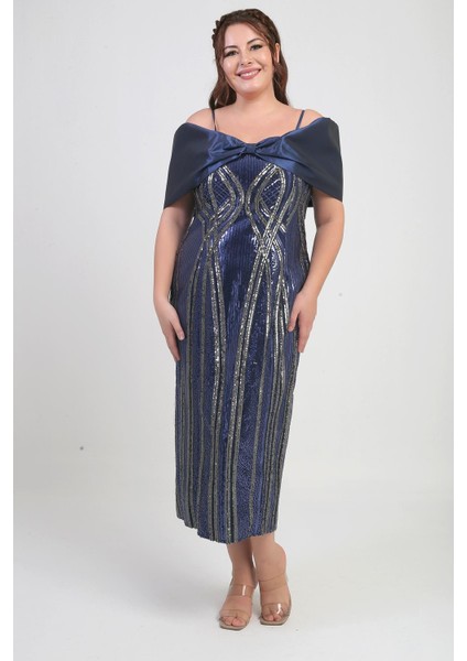 Kadın Ince Askılı Saten Fiyonk Kayık Yaka Pul Işlemeli Astarlı Büyük Beden Midi Elbise modelleri