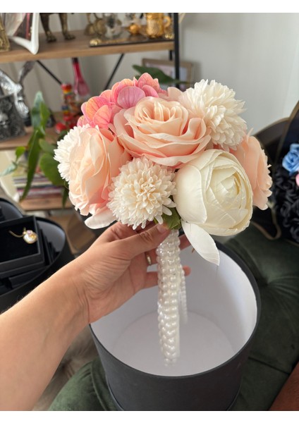 Incili Soft Renkler Gelin Buketi