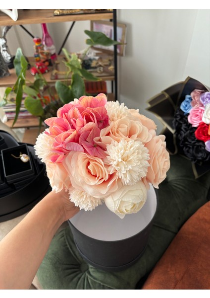 Incili Soft Renkler Gelin Buketi fiyatları