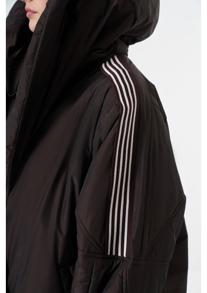 Şerit Detaylı Şişme Mont