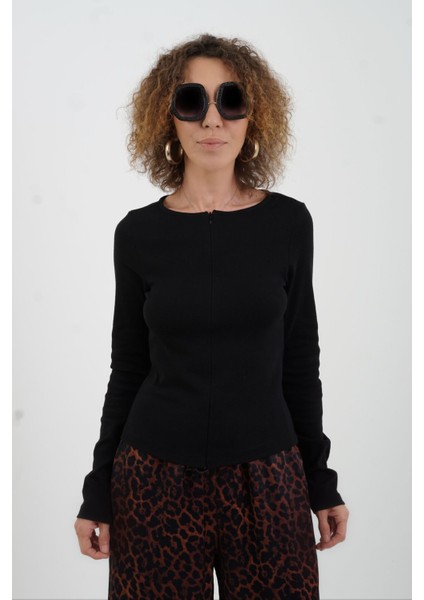 Siyah Fermuar Detaylı Uzun Kollu Bluz indirimleri