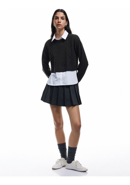 Uzun Kollu Gömlek Yaka Saç Örgü Dokulu Viskon Karışımlı Kazak fiyatları