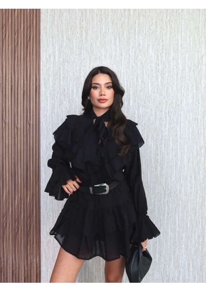 Yaka Fırfır Kat Elbise