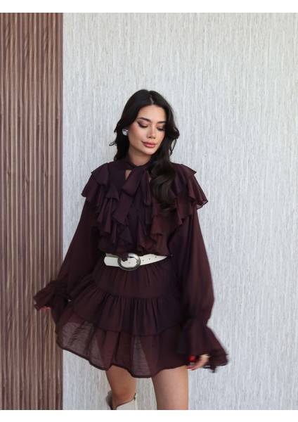 Yaka Fırfır Kat Elbise