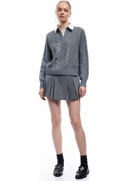 Uzun Kollu Gömlek Yaka Saç Örgü Dokulu Triko Kazak