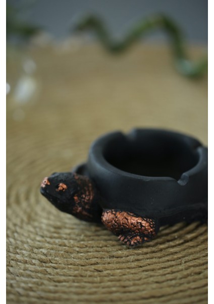 Şık Siyah Kaplumbağa Kül Tablası, Evinize Zarif Dokunuş fiyatları