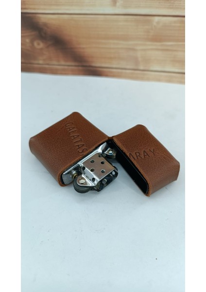 Galatasaray Kişiye Özel Hakiki Deri Benzinli Çakmak modelleri