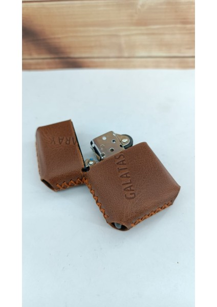 Galatasaray Kişiye Özel Hakiki Deri Benzinli Çakmak