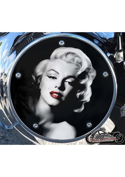 Harley Davidson Touring - Red Lips Marilyn Derby Cover