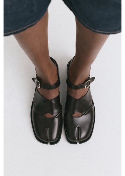 Loafer 2507 - Parmak Arası Çapraz Acı Kahve Kadın Loafer