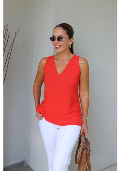 Kırmızı V Yaka Triko modelleri