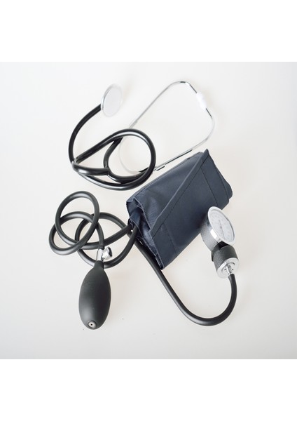 Manuel Stetoskop ile Tıbbi Tansiyon Saati Kol Tipi Tansiyon Aleti Stetoskop (Yurt Dışından) fiyatları