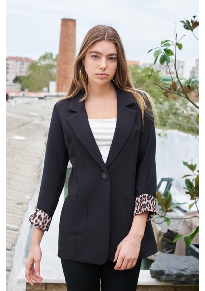 Yakalı Cepli Uzun Kol Kolu İsterse Katlanabilen Pamuklu Kumaş Blazer Ofis Ceket