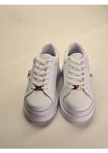 Melinta Düz Beyaz Yandan Delikli Sneaker Ayakkabı fırsatları