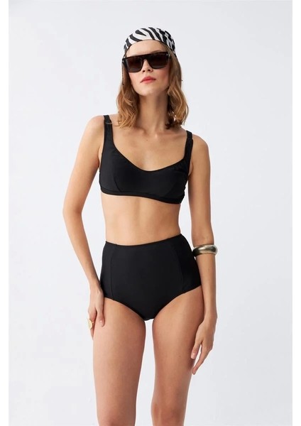 Kadın Siyah Pedli Kare Yaka Yüksek Bel Bikini Takımı modelleri