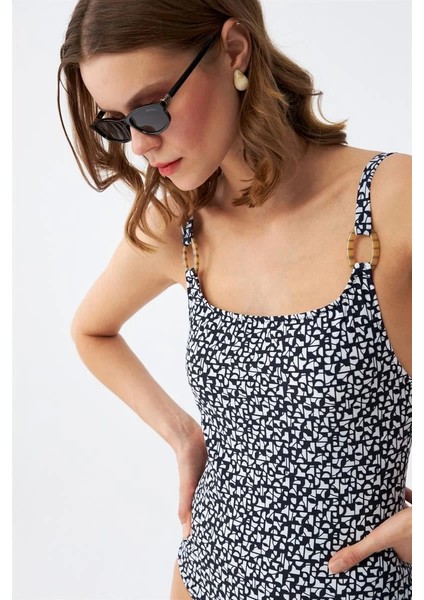 Kadın Lacivert Geometrik Desenli Aksesuar Askılı Tek Parça Mayo fırsatları