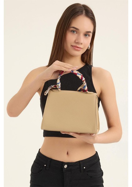 Kelebek Tokalı Çanta fırsatları