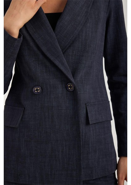 2 Düğmeli 2 Cep Kapaklı Ceket fırsatları