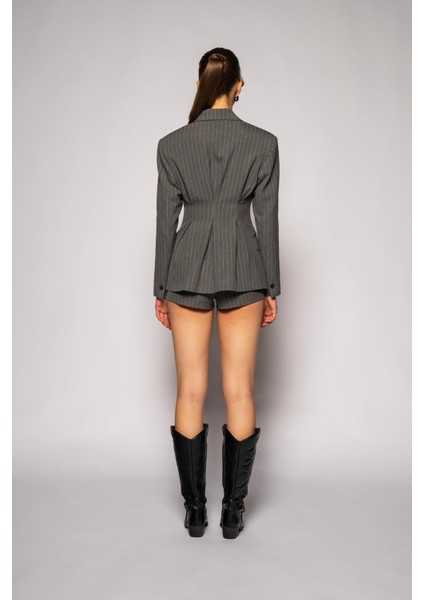 Kadın Gri Pens Detaylı Çizgili Blazer modelleri