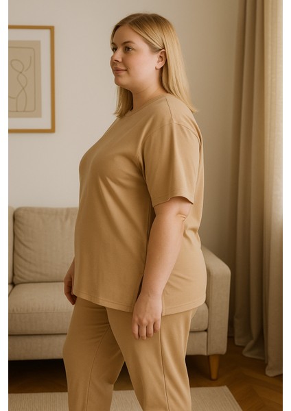 Kadın Büyük Beden Pijama Takımı Kısa Kollu Bej Rengi modelleri