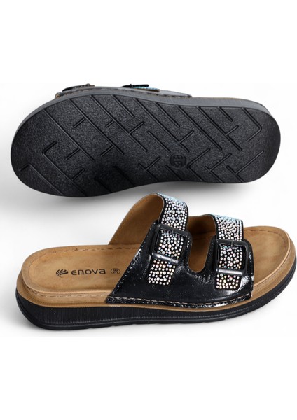 Şıklığı ve Konforu Buluşturan Kadın Terlik – Aksesuarlı, Zarif ve Dayanıklı Model modelleri