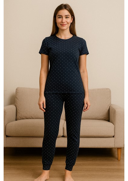 Kadın Siyah Pijama Takımı Kısa Kollu Kalp Baskılı modelleri