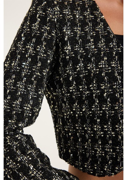 Buklet Yaldız Payetli Kısa Ceket fırsatları