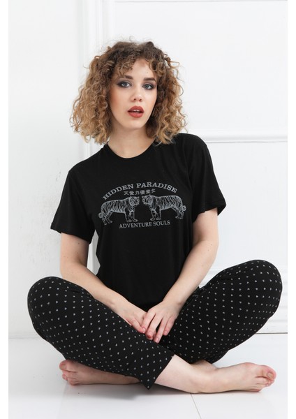 Kadın Pijama Takımı Baskılı Kalpli fırsatları