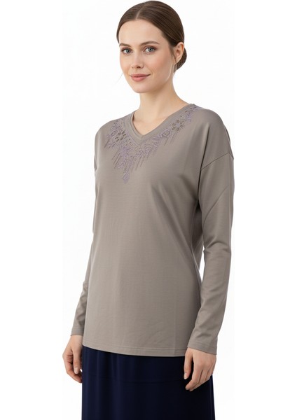 Kadın Anne Bluz Viskon Penye Kumaş Hafif V Yakalı Kolyem Model Battal Beden Rahat Tam Kalıp indirimleri