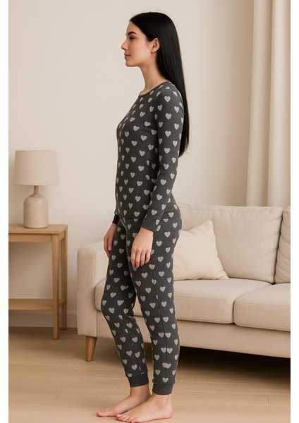 Kadın Pijama Takımı Silik Kalp Modelli Uzun Kollu modelleri