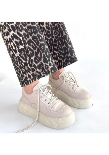 Emwa Bej Cilt Bağcıklı Spor Ayakkabı fırsatları