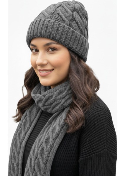 Kadın Yün Kışlık Şık Örme Bere ve Atkı Ikili Set Takım