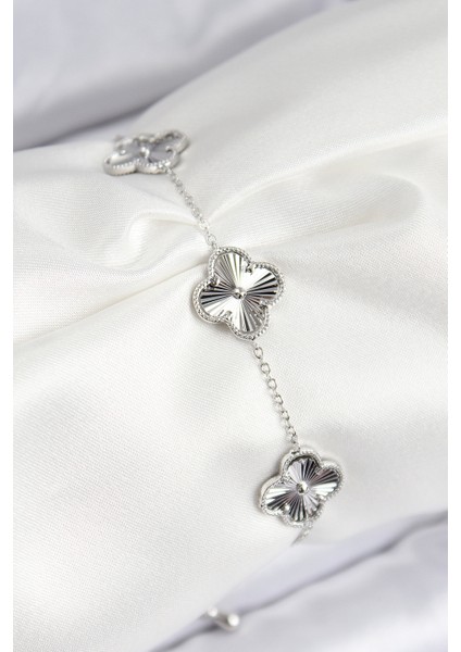 Vıp Pirinç Yonca Model Gümüş Renk Kadın Bileklik