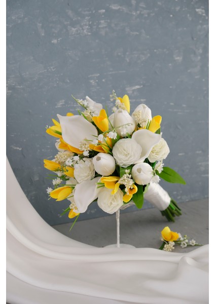 Islak Lale Gala Sarı Beyaz Gelin Çiçeği