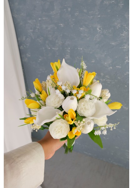 Islak Lale Gala Sarı Beyaz Gelin Çiçeği modelleri