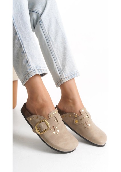 Kadın Mantar Taban Kışlık Önü Kapalı Sabo Günlük Rahat Bej Troklu Ev Terliği 1 Beden Büyük Tercih Ediniz.