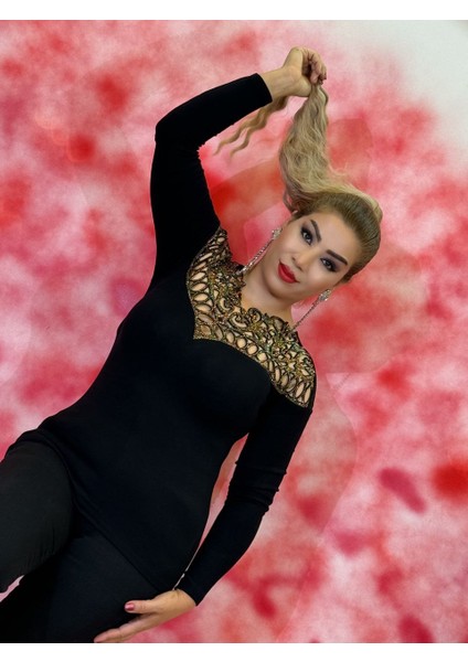 Abiye Bluz Kadın Siyah Triko Likralı Uzun Kollu Taş Işlemeli Dekolte Yaka Bluz