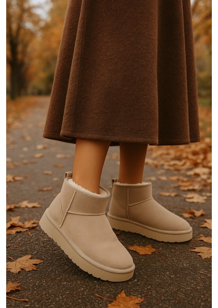 Kalın Tabanlı Içi Kürklü Kadın Bot modelleri