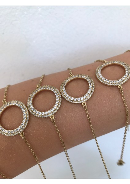 Taşlı Ince Zincirli Yuvarlak Desen 14K Altın Kaplama Kadın Bileklik – Zarif ve Şık Takı Modeli