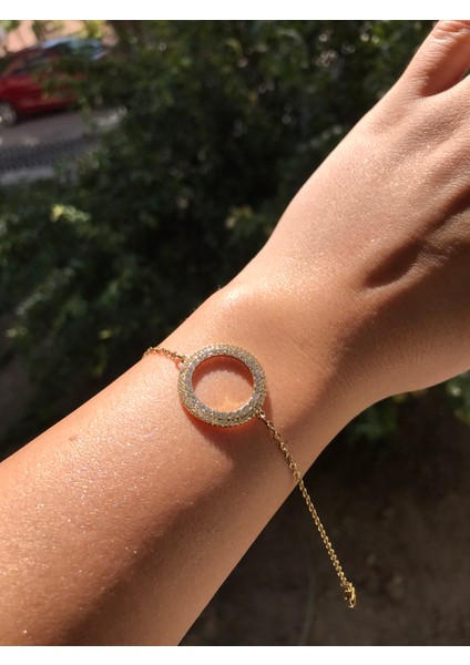 Taşlı Ince Zincirli Yuvarlak Desen 14K Altın Kaplama Kadın Bileklik – Zarif ve Şık Takı Modeli fırsatları