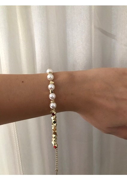 PASLANMAZ ÇELİK İNCİLİ GOLD DETAYLI PARLAK IŞILTILI KARARMAZ BİLEKLİK fiyatları