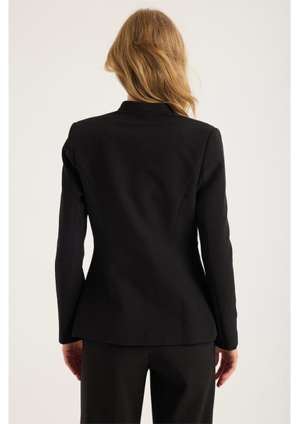 Dik Yaka Kemerli Ceket indirimleri