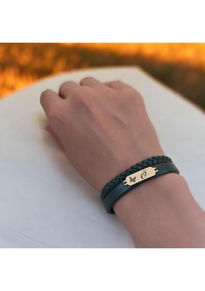 14 Ayar Plakalı Altın Ö Harfine Özel Koyu Yeşil Derili Kelebek Motifli Hediye BILEKLIK-656HARF